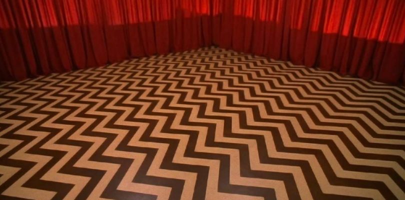 Spooky New Twin Peaks Teaser Brings Back Agent Cooper